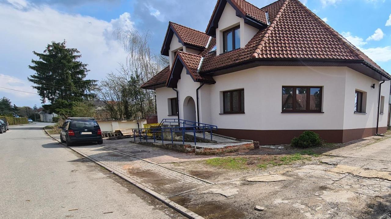 W20 Hostel Goledzinow Dış mekan fotoğraf