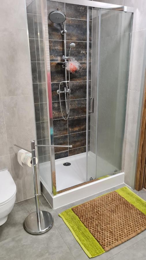 W20 Hostel Goledzinow Dış mekan fotoğraf